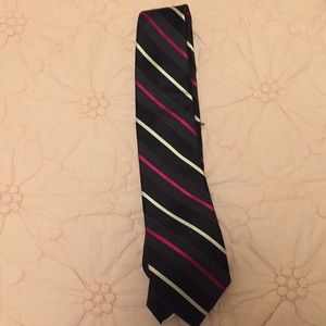 Black white pink Express tie